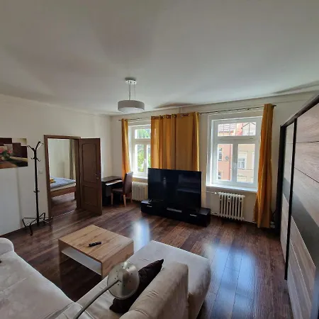63m2 S Balkonem V Lazenskem Centru Apartment *