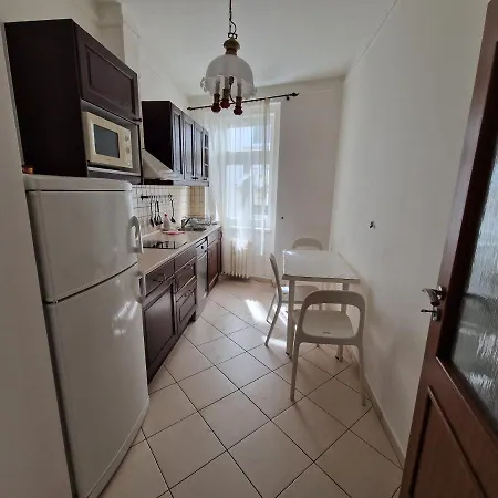 63m2 S Balkonem V Lazenskem Centru Apartment *