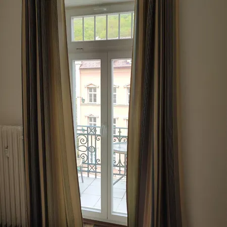 63m2 S Balkonem V Lázeňském Centru Apartamento Karlovy Vary