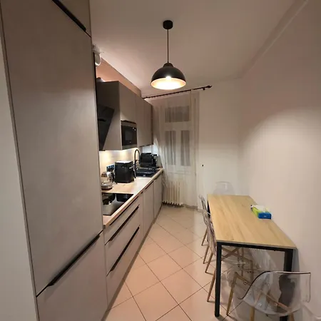 63m2 S Balkonem V Lazenskem Centru Apartman *