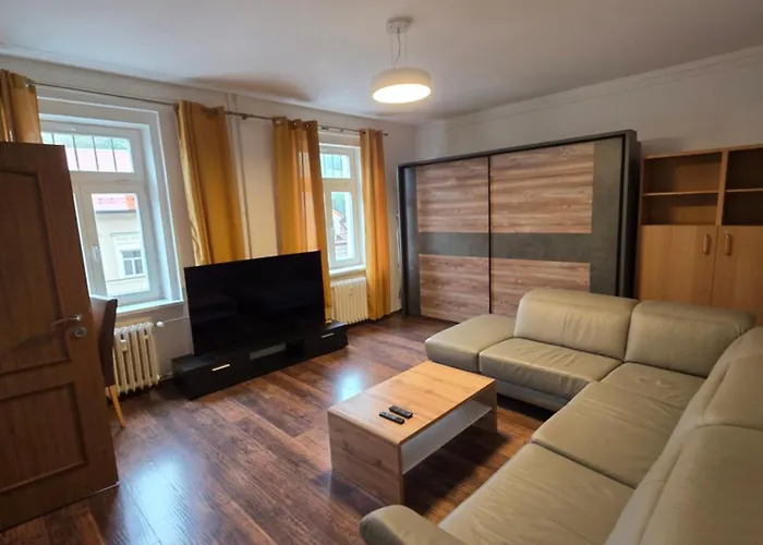 63m2 S Balkonem V Lazenskem Centru Karlovy Vary