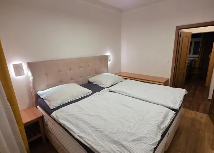 63m2 S Balkonem V Lazenskem Centru Apartman Karlovy Vary